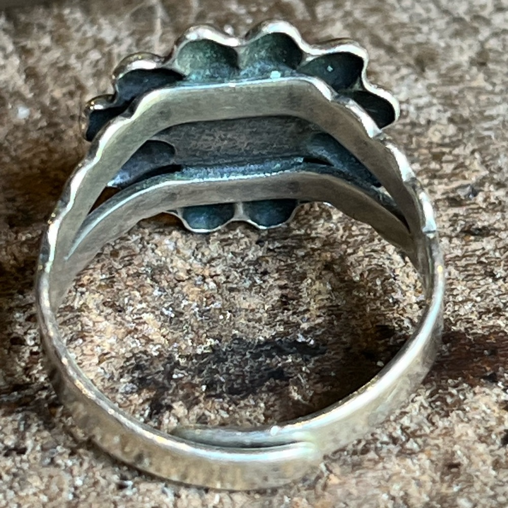 Daisy adjustable ring - Picture 3 of 6